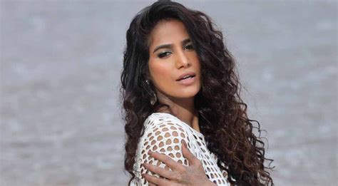 poonma pandey|Poonam Pandey passes away at 32 due to cervical cancer